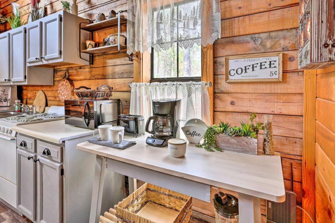 Broken Bow Log Cabin With Fire Pit, Pond, And Deck! Εξωτερικό φωτογραφία