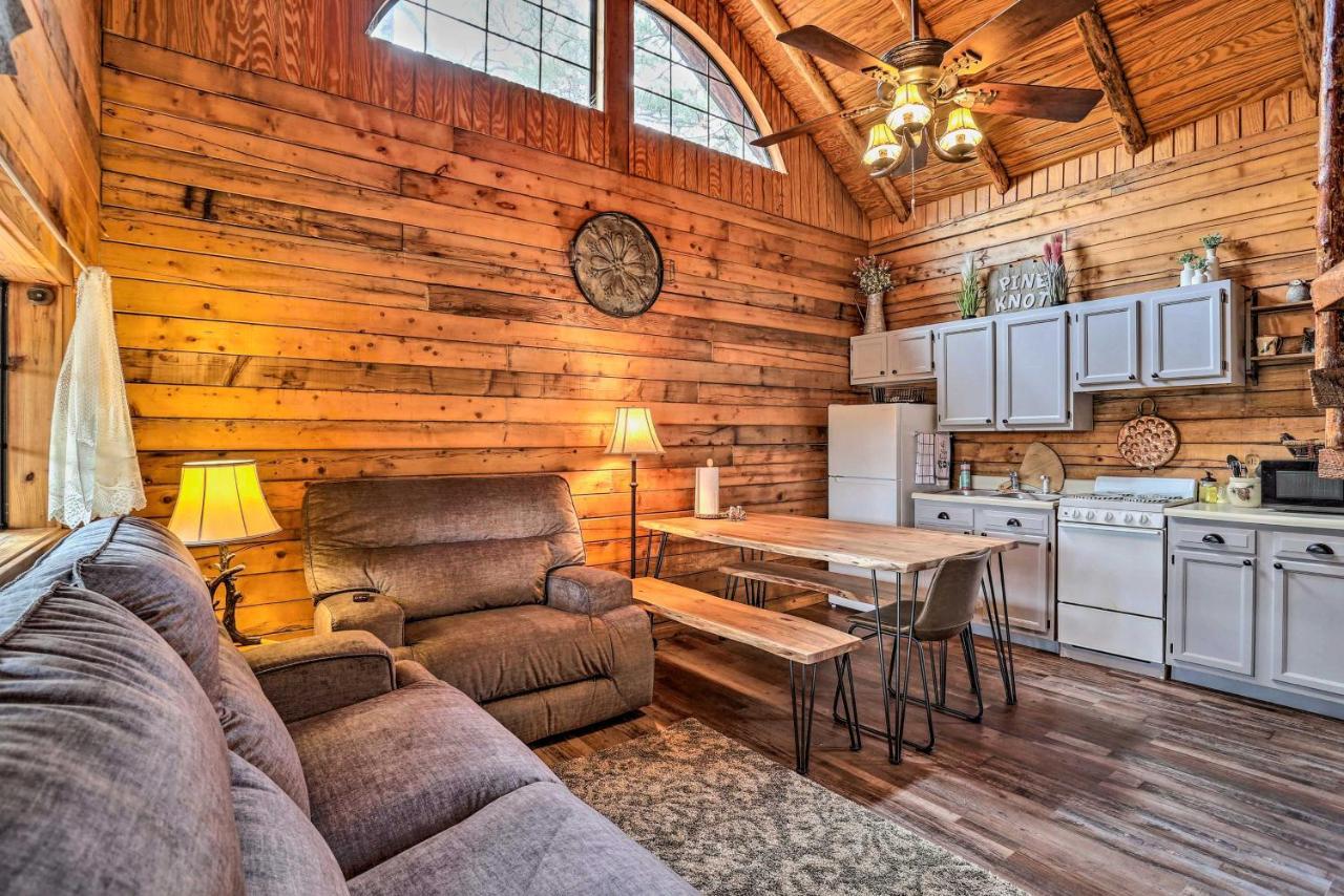 Broken Bow Log Cabin With Fire Pit, Pond, And Deck! Εξωτερικό φωτογραφία