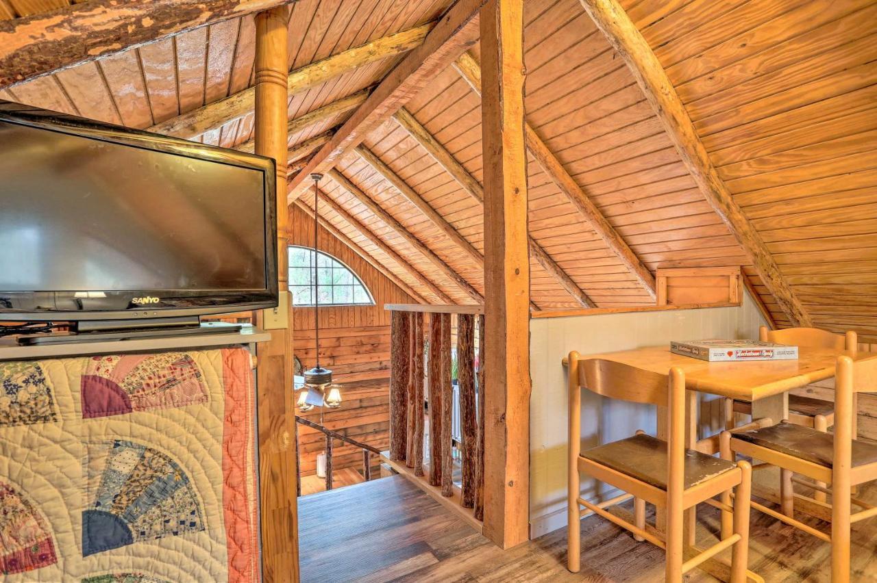 Broken Bow Log Cabin With Fire Pit, Pond, And Deck! Εξωτερικό φωτογραφία